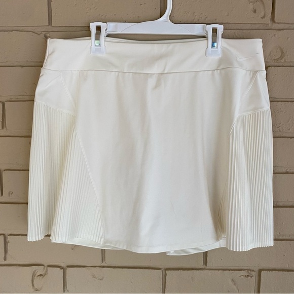 Nike Dri-Fit Pleated Tennis Skirt Skort Shorts Ivory Women's Size Large L - Picture 1 of 9